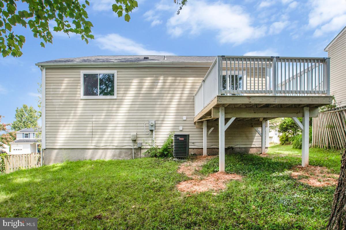 1407 Gesna Dr Property Photo 38