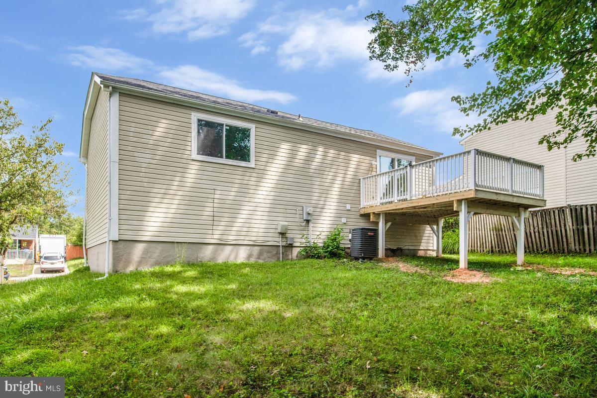 1407 Gesna Dr Property Photo 39