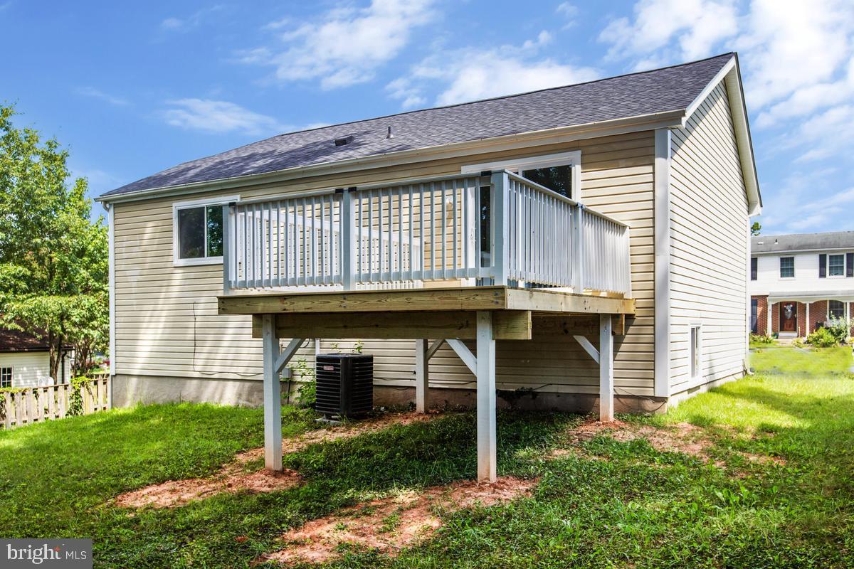 1407 Gesna Dr Property Photo 40