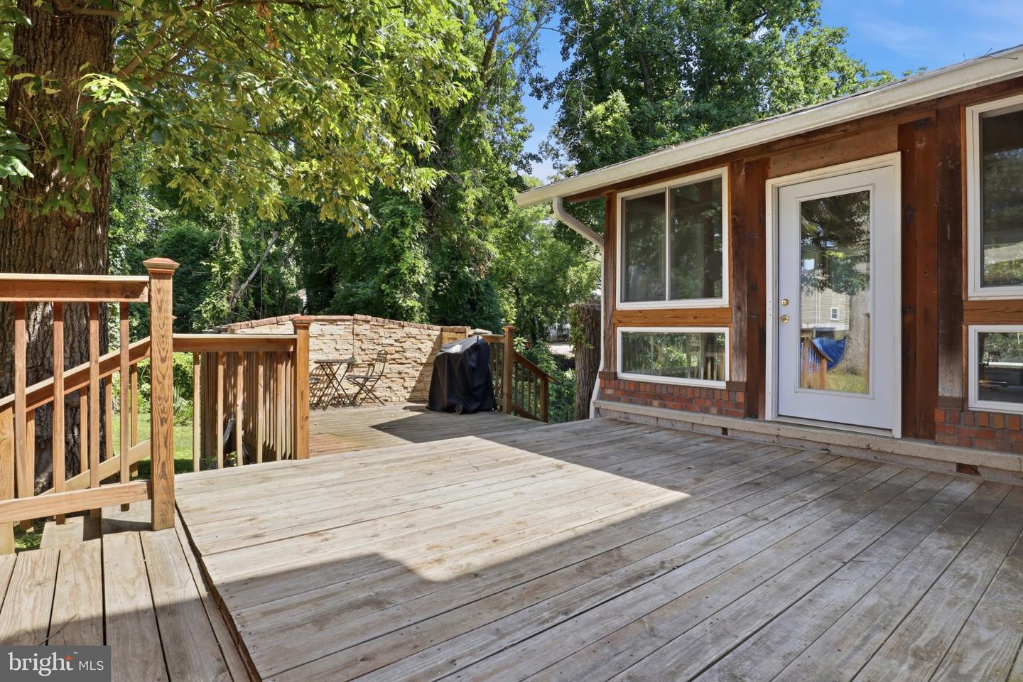 678 209th Property Photo 4