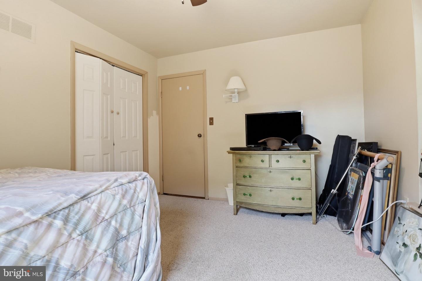 678 209th Property Photo 20