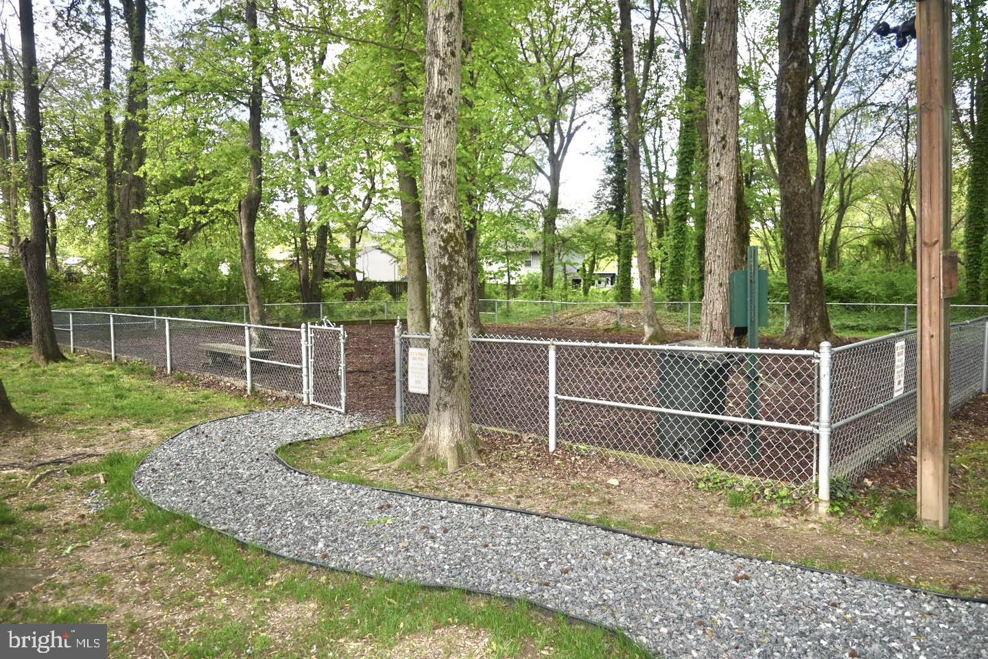 436 Cranes Roost Ct Property Photo 53