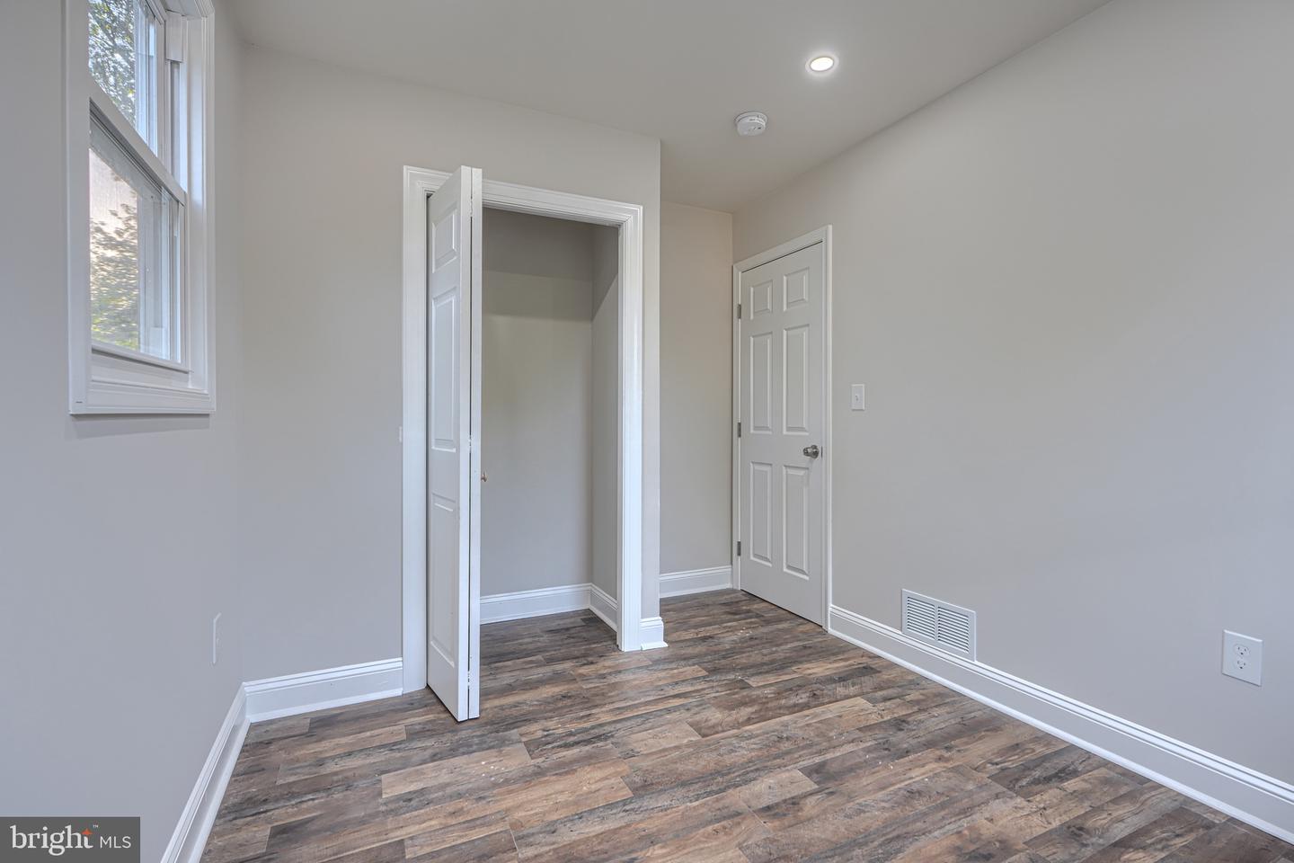 7518 Harmans Rd Property Photo 19