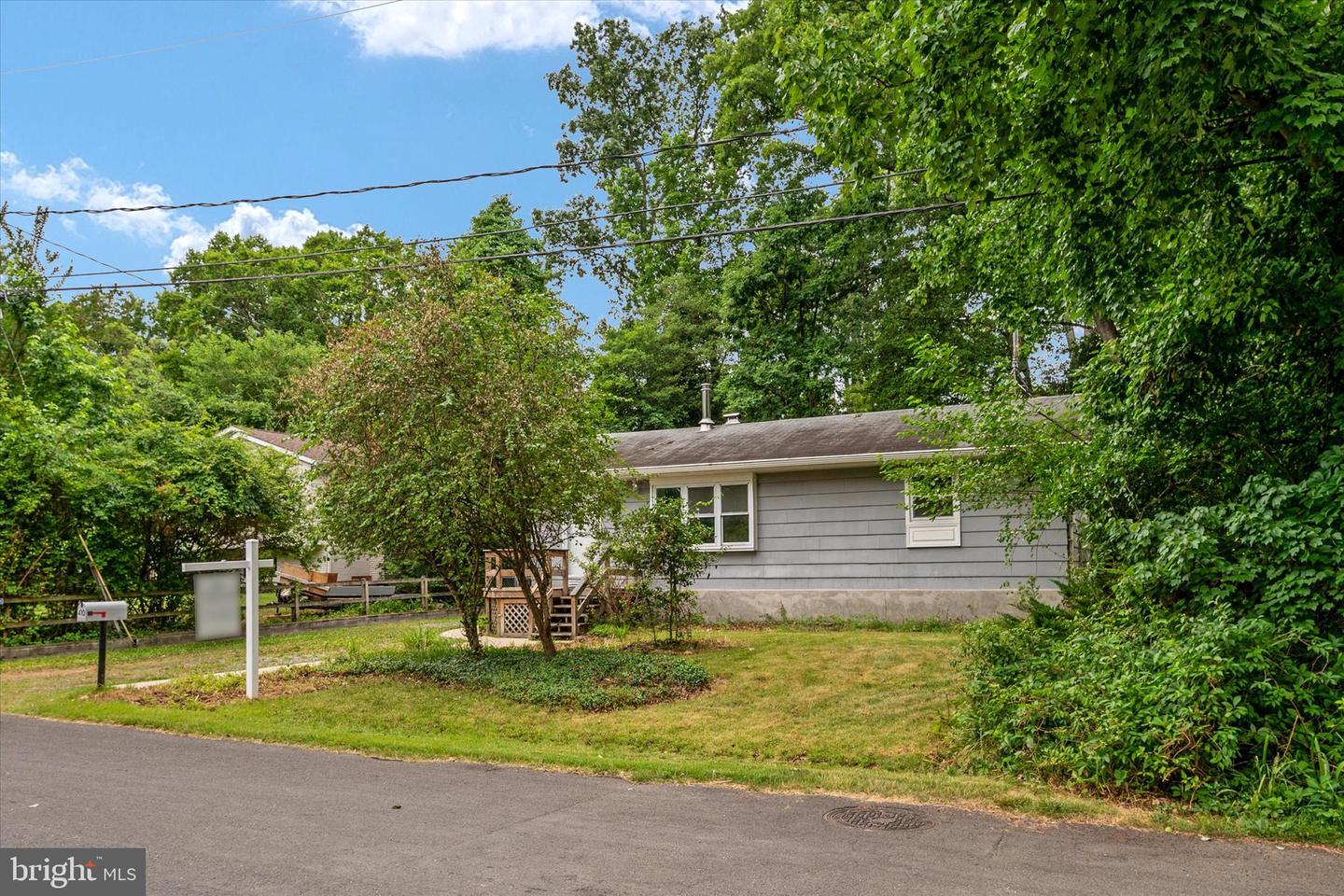 410 Walnut Dr Property Photo 1