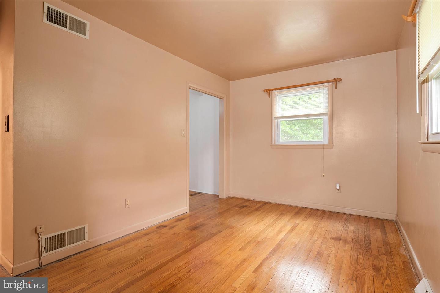 410 Walnut Dr Property Photo 18