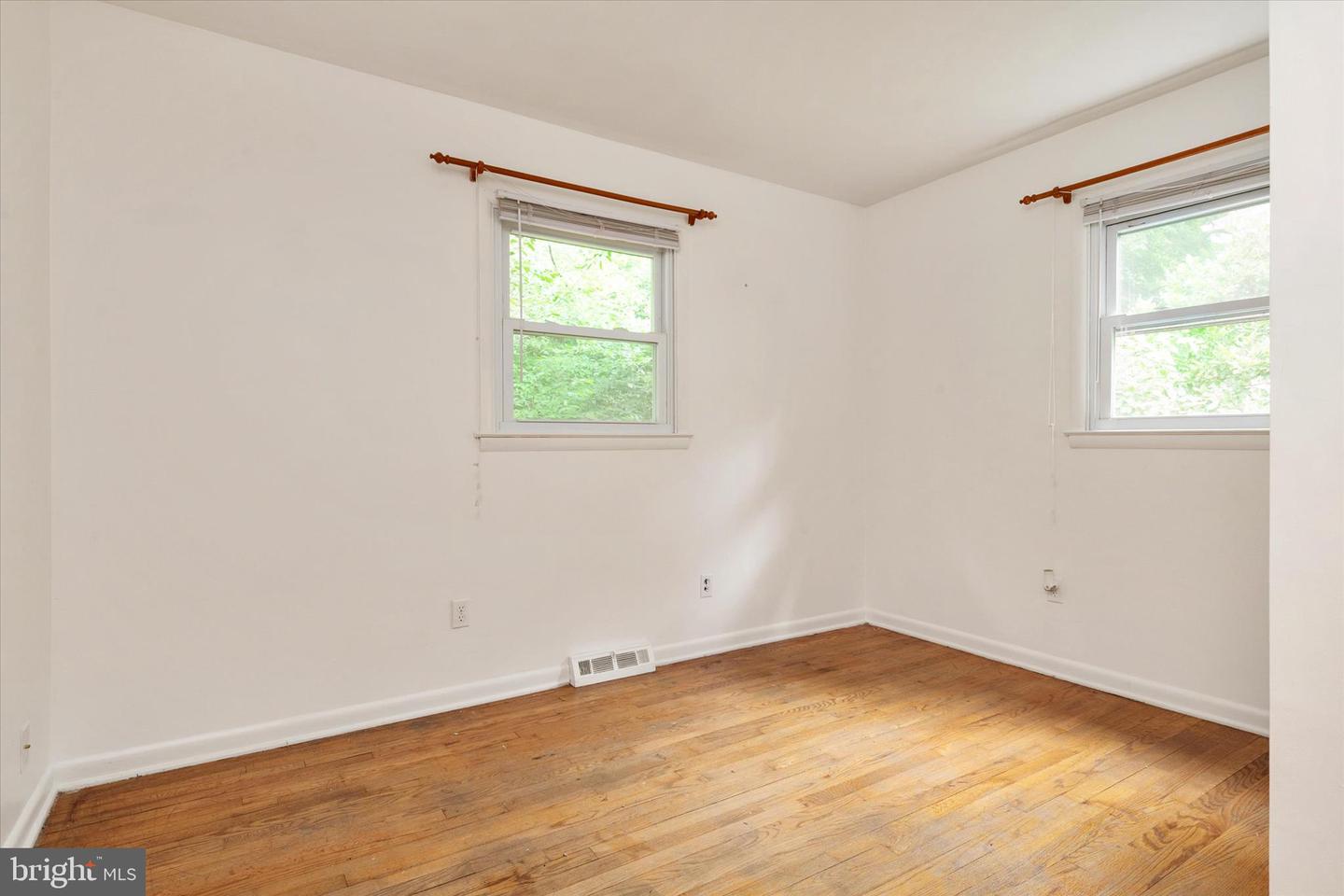 410 Walnut Dr Property Photo 20