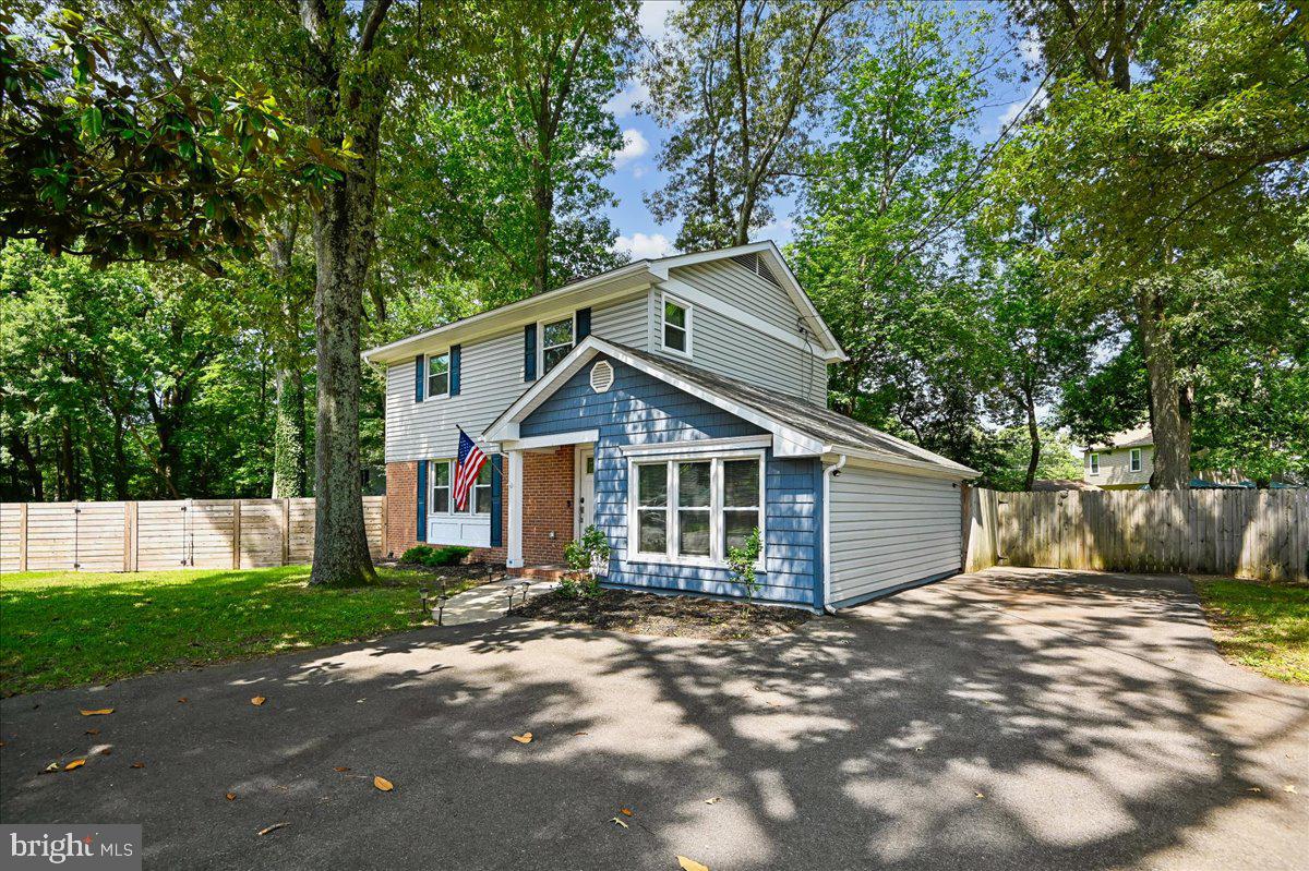 252 Magothy Bridge Rd Property Photo 28