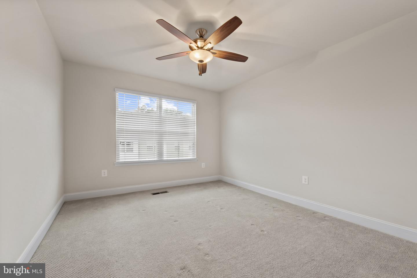 709 Skippers Ln Property Photo 36
