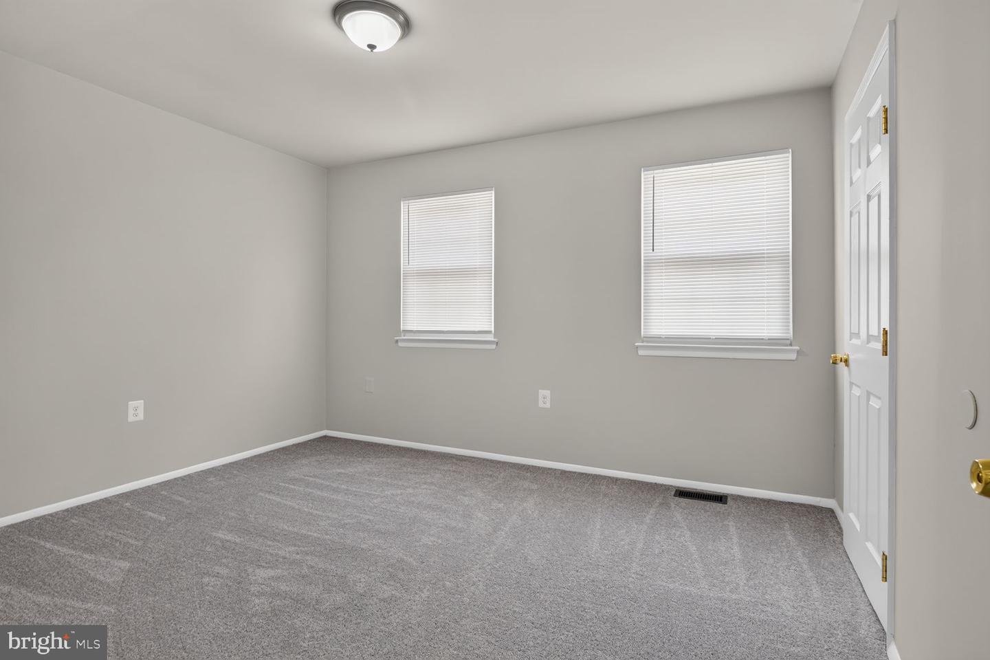 8220 Marlton Ct Property Photo 11