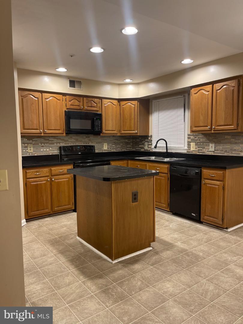 2235 Conquest Way #57 Property Photo 15