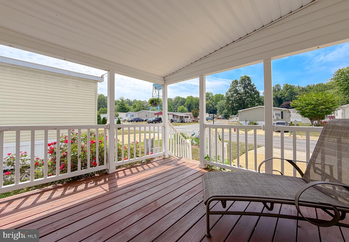 309 Berts Dr Property Photo 4