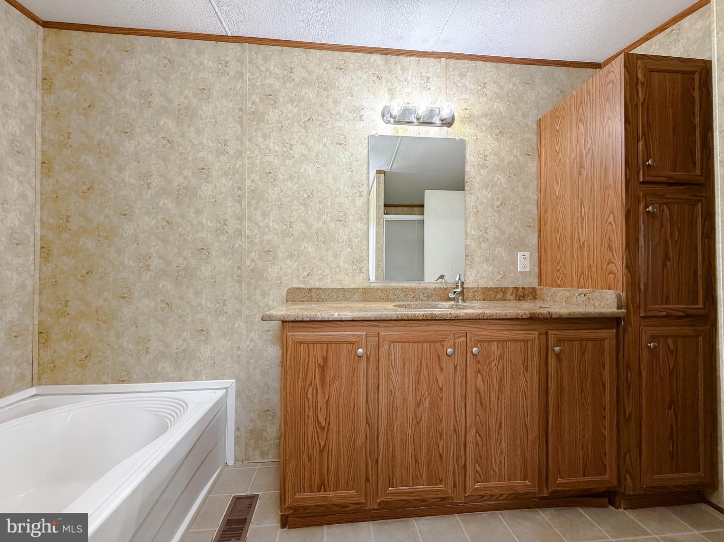 309 Berts Dr Property Photo 21