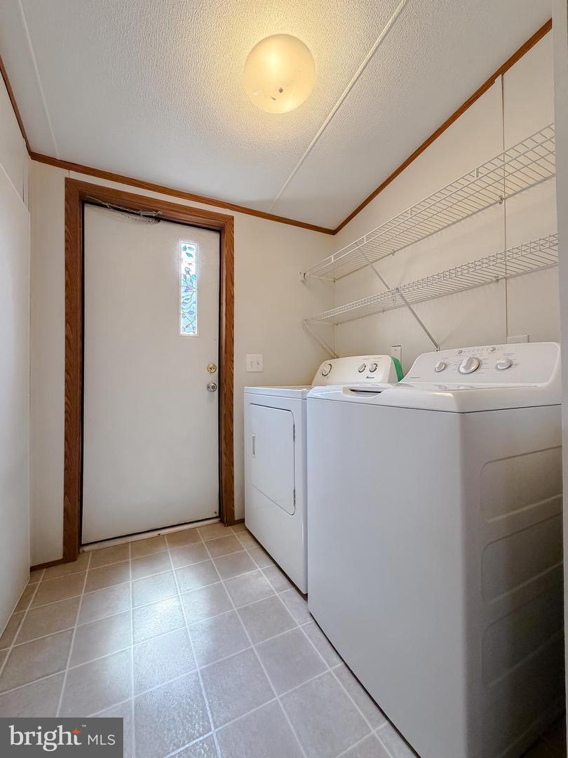 309 Berts Dr Property Photo 22