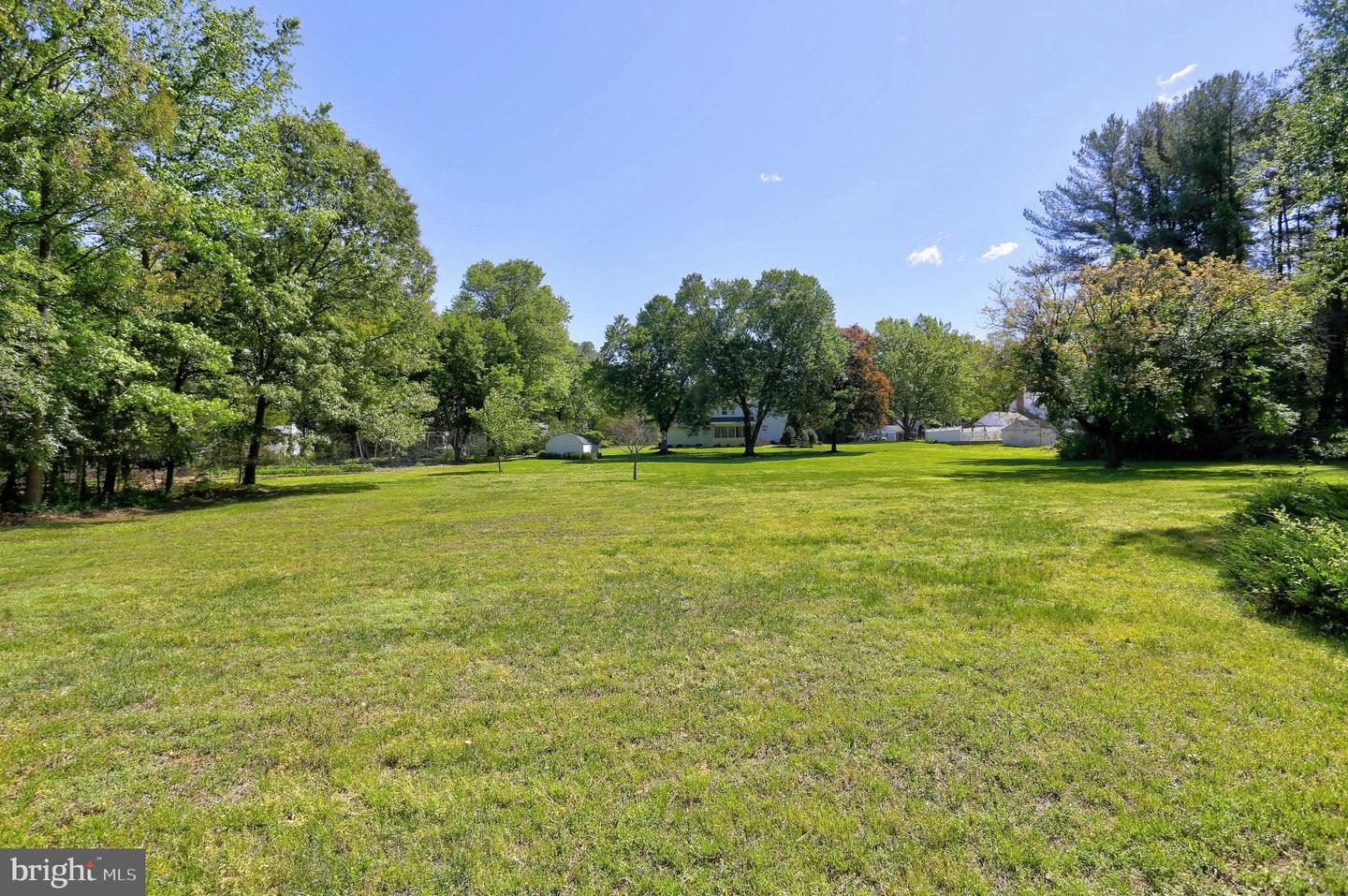 1116 Rutlandview Dr Property Photo 14