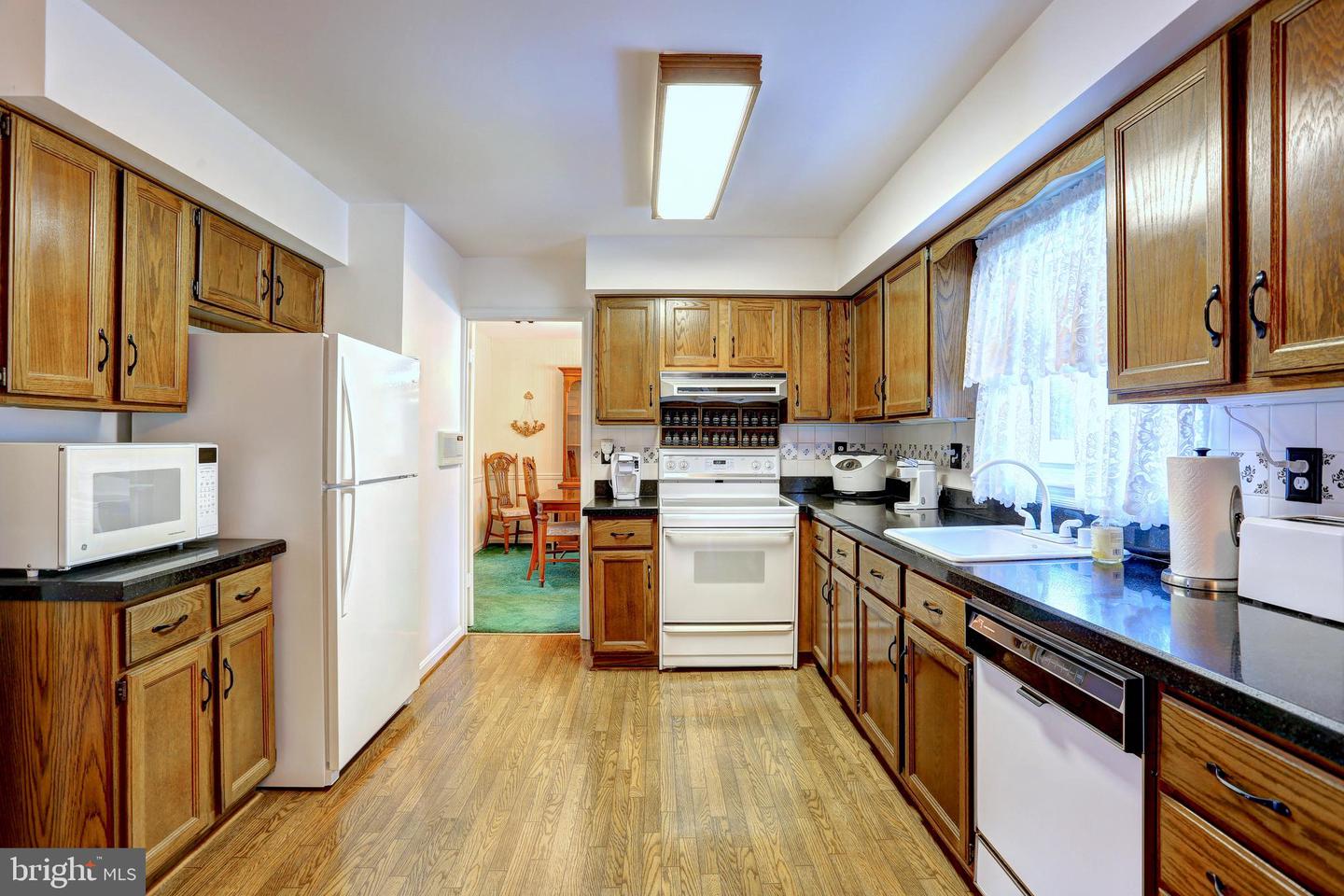 1116 Rutlandview Dr Property Photo 21