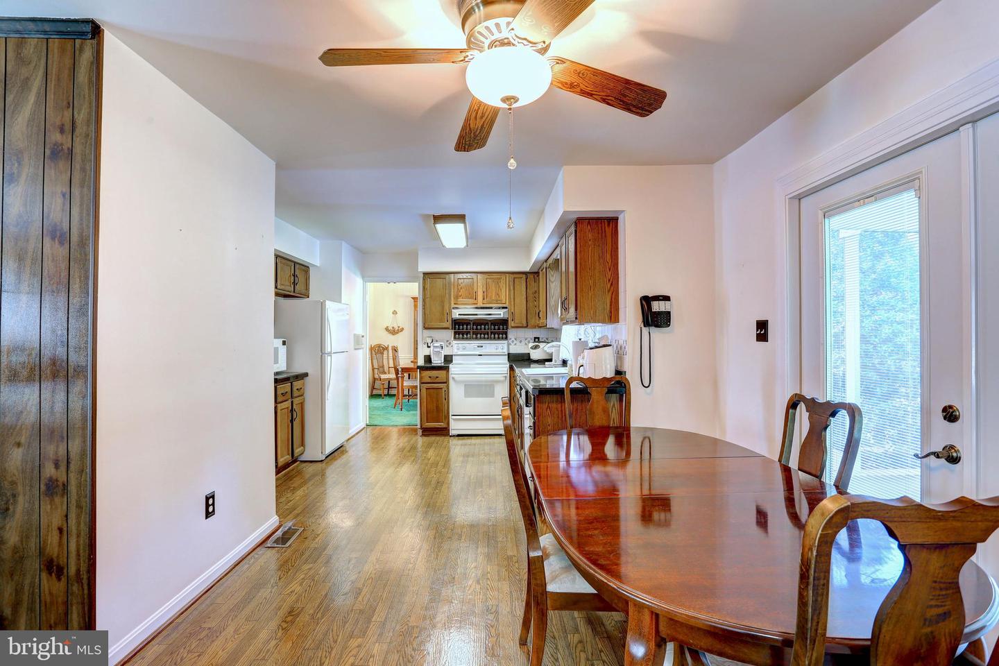 1116 Rutlandview Dr Property Photo 23