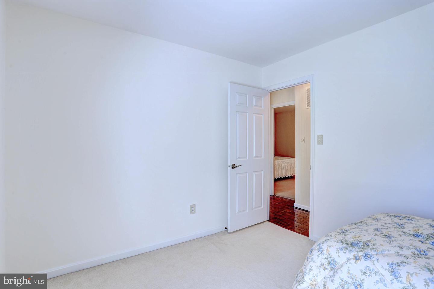 1116 Rutlandview Dr Property Photo 37
