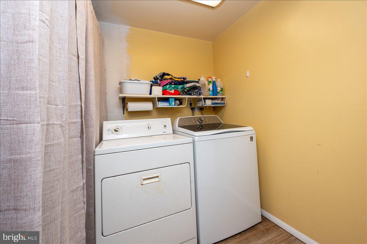 1710 Fallsway Dr Property Photo 30