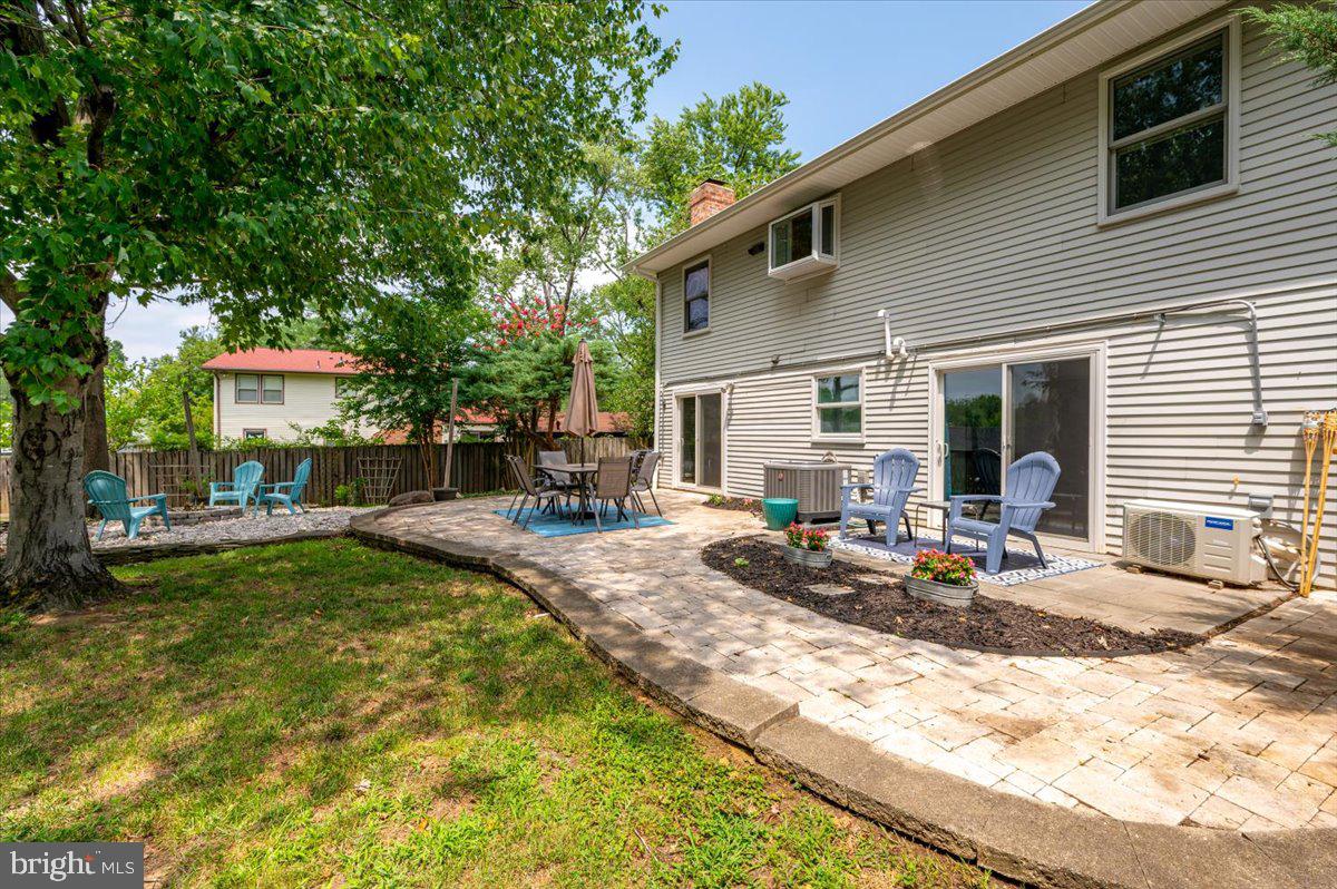 1710 Fallsway Dr Property Photo 32