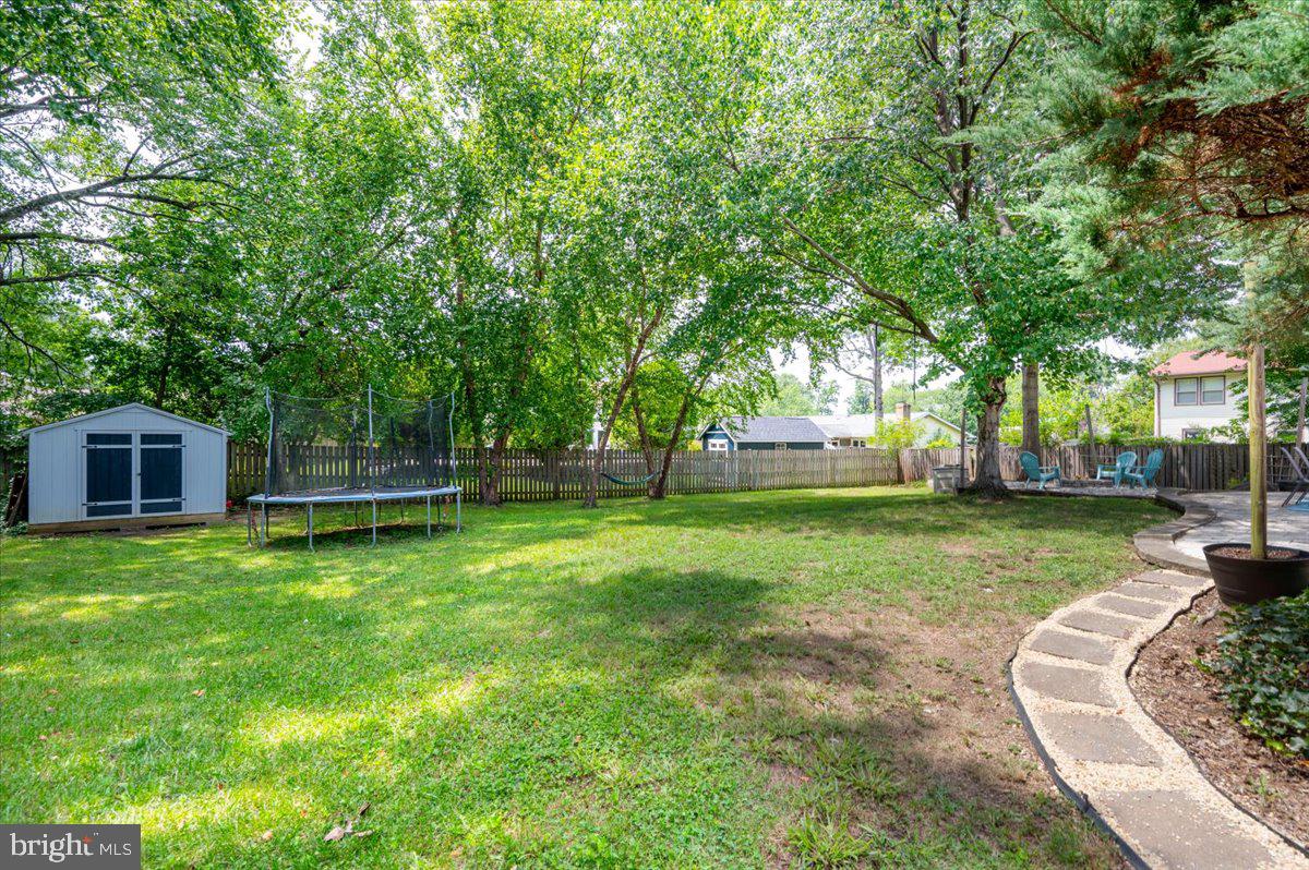 1710 Fallsway Dr Property Photo 37