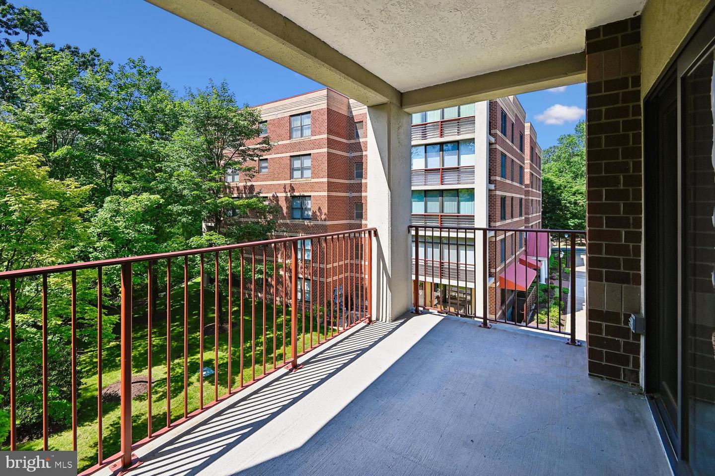 604 Mckinsey Park Dr #301 Property Photo 4