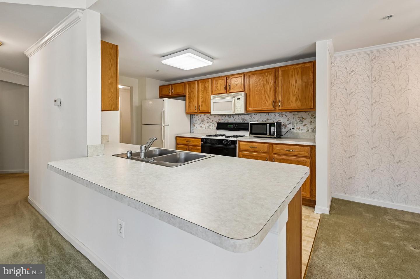 604 Mckinsey Park Dr #301 Property Photo 8