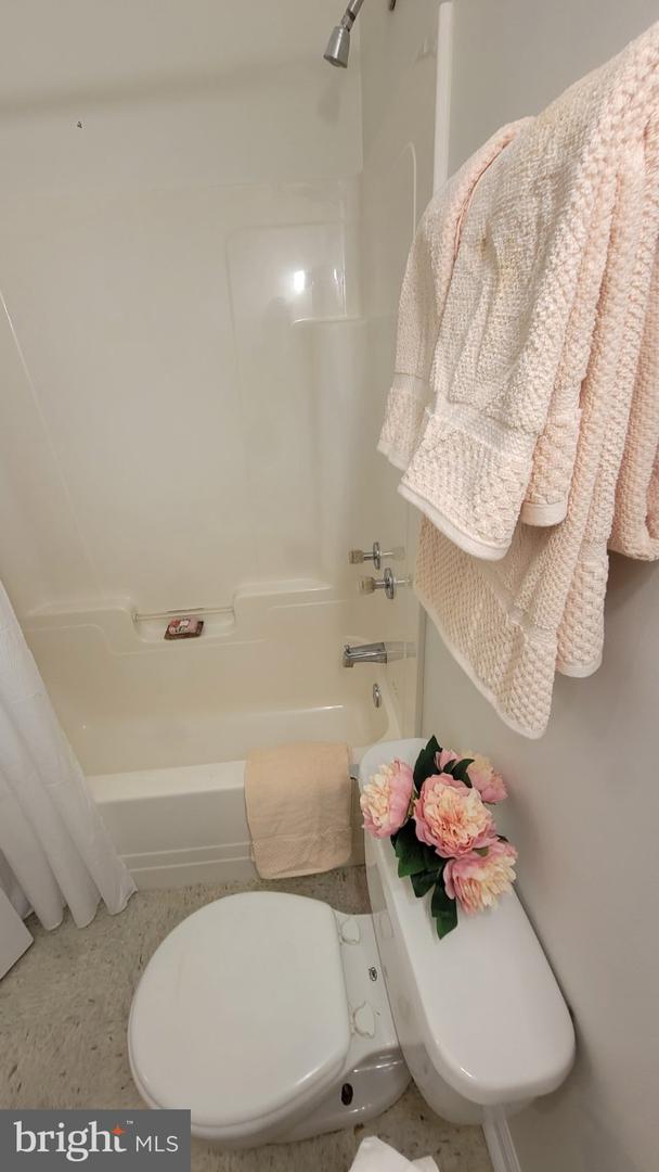 207 Miles River Ct Property Photo 20
