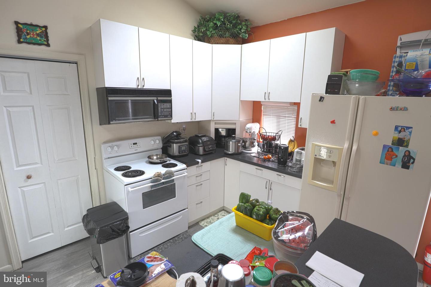 131 Midland Rd Property Photo 5
