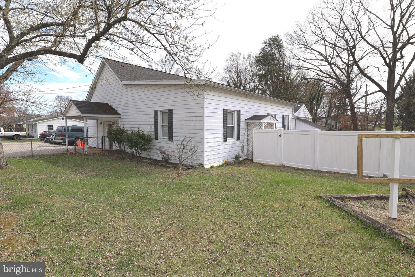 131 Midland Rd Property Photo 37