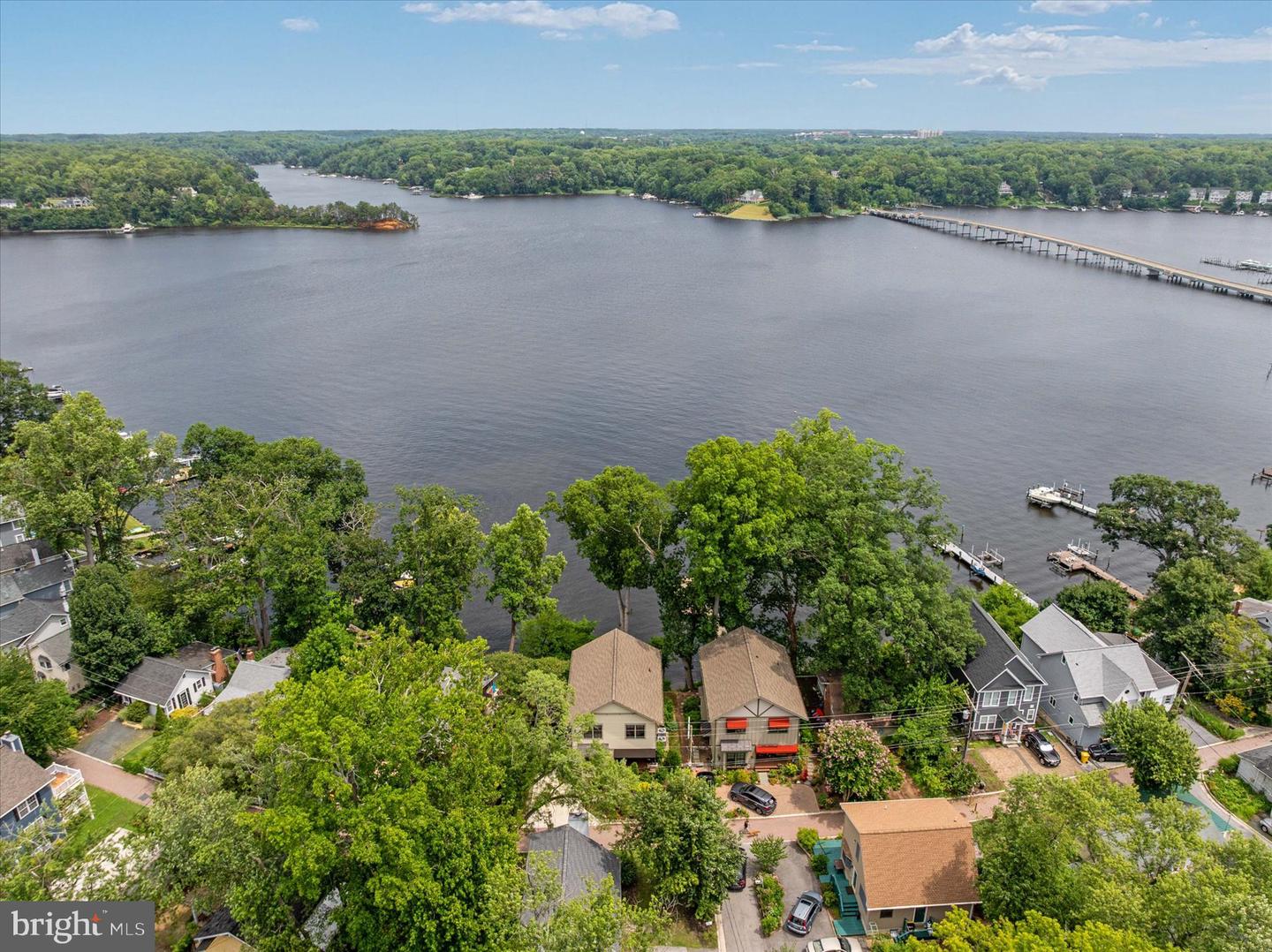 20 SHORE WALK RD