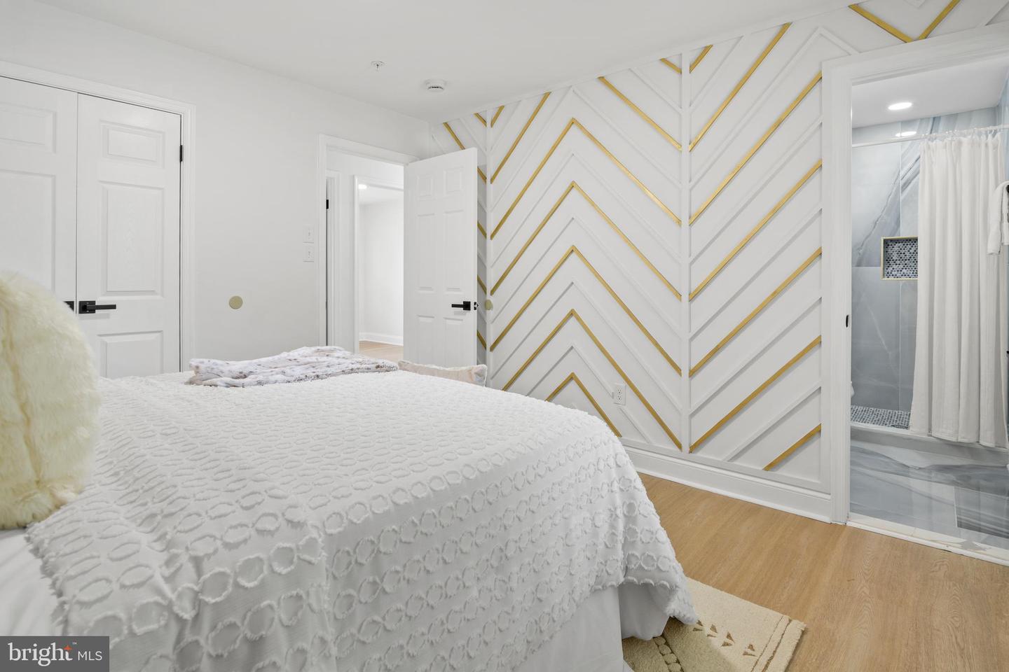 1424 Regent St Property Photo 22