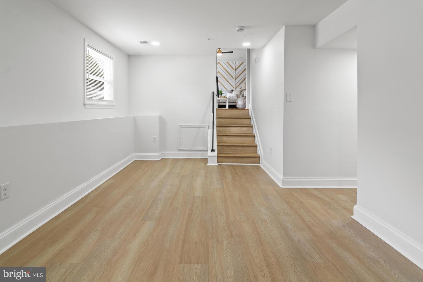 1424 Regent St Property Photo 30