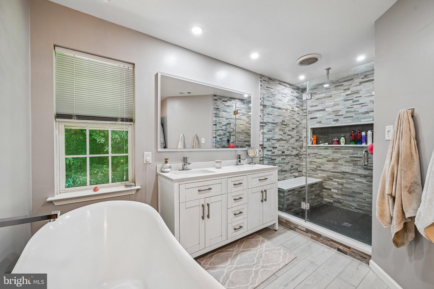 2996 Winding River Pl Property Photo 32
