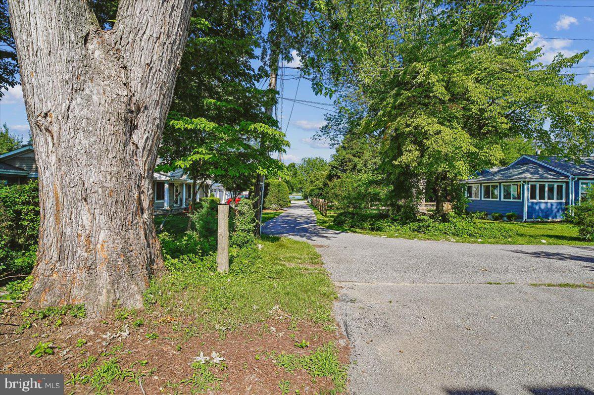 4866 Church Ln Property Photo 8