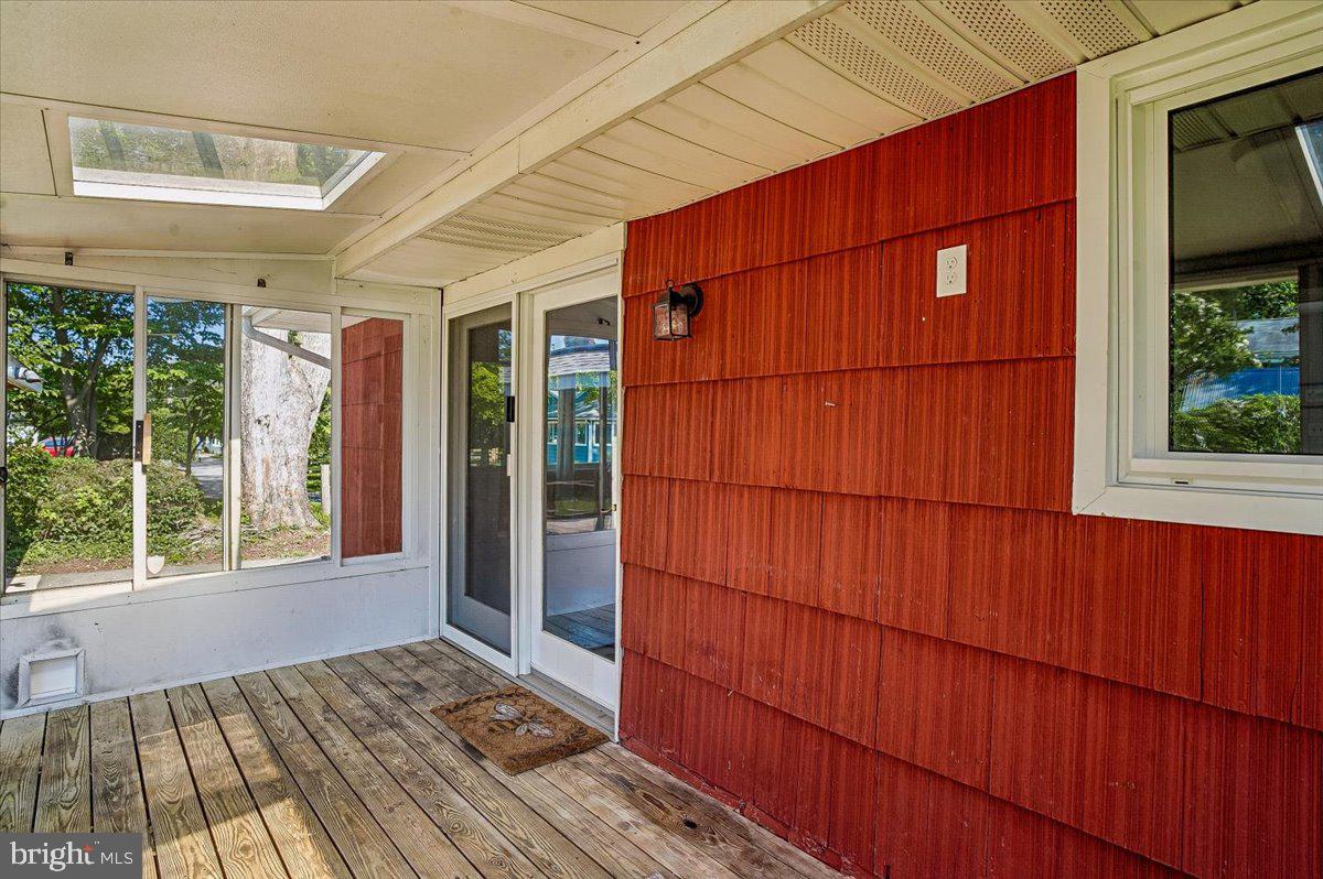 4866 Church Ln Property Photo 14