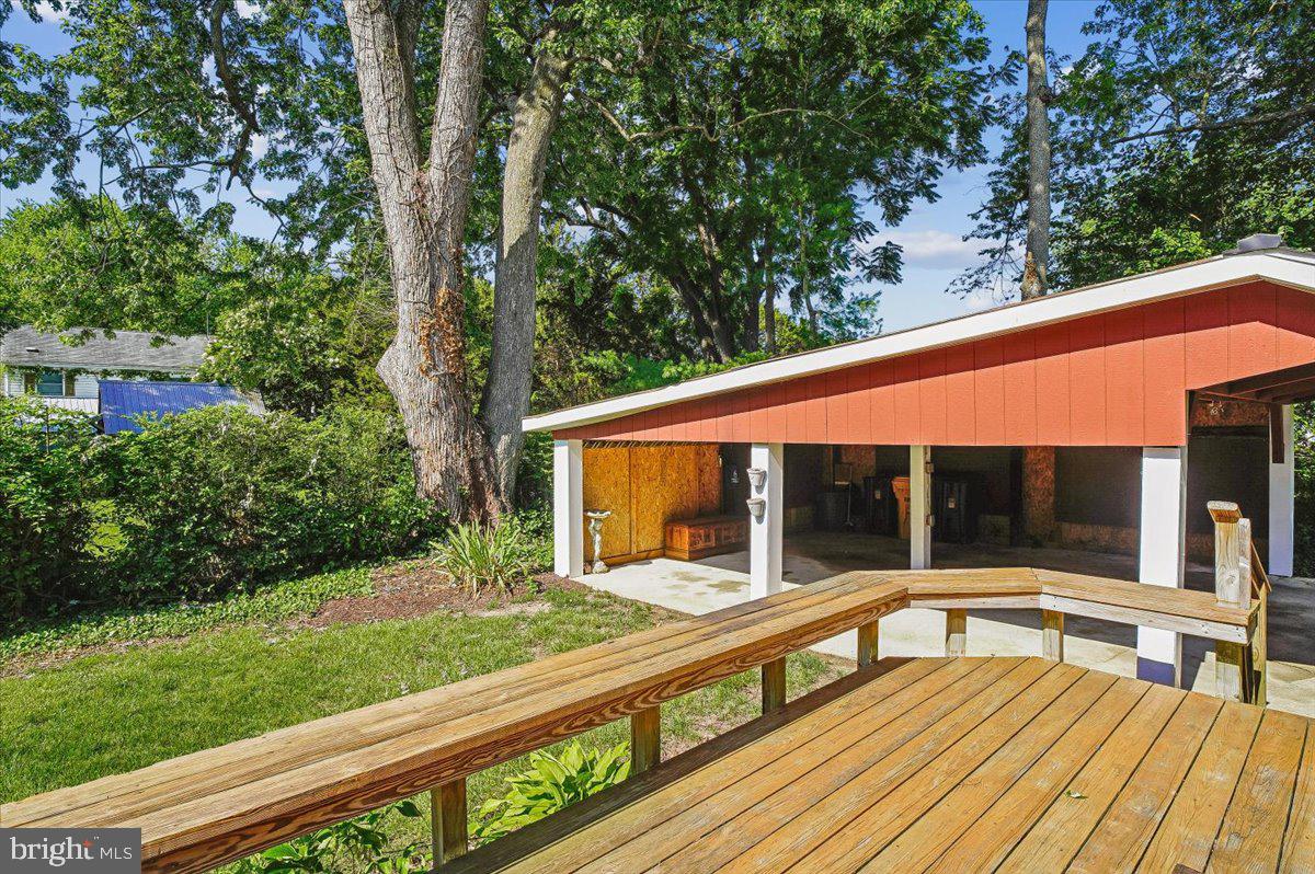 4866 Church Ln Property Photo 18