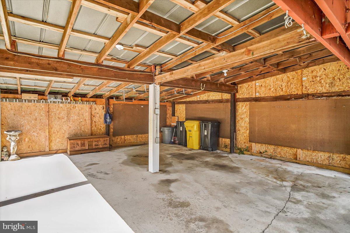 4866 Church Ln Property Photo 22