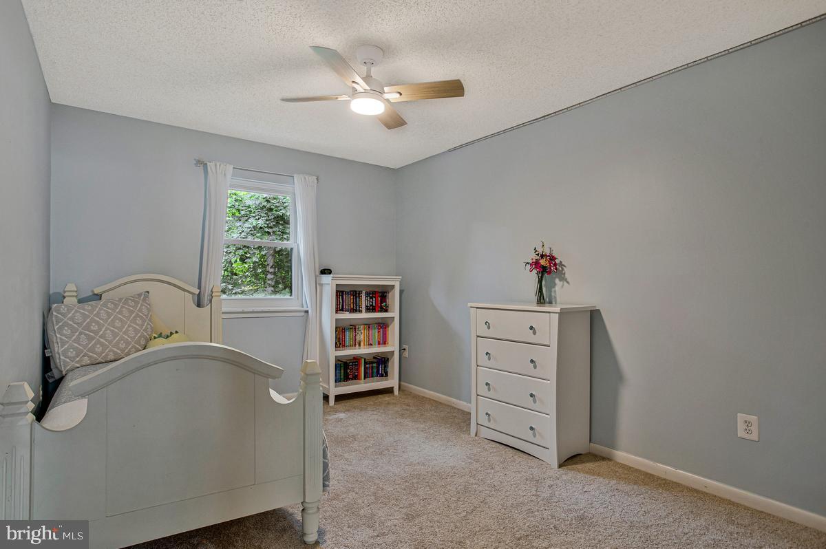 448 Cranes Roost Ct Property Photo 15