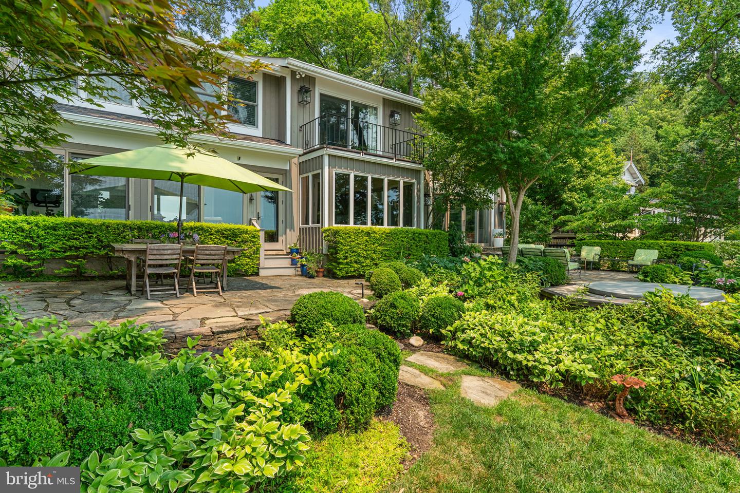 202 Severn River Rd Property Photo 37