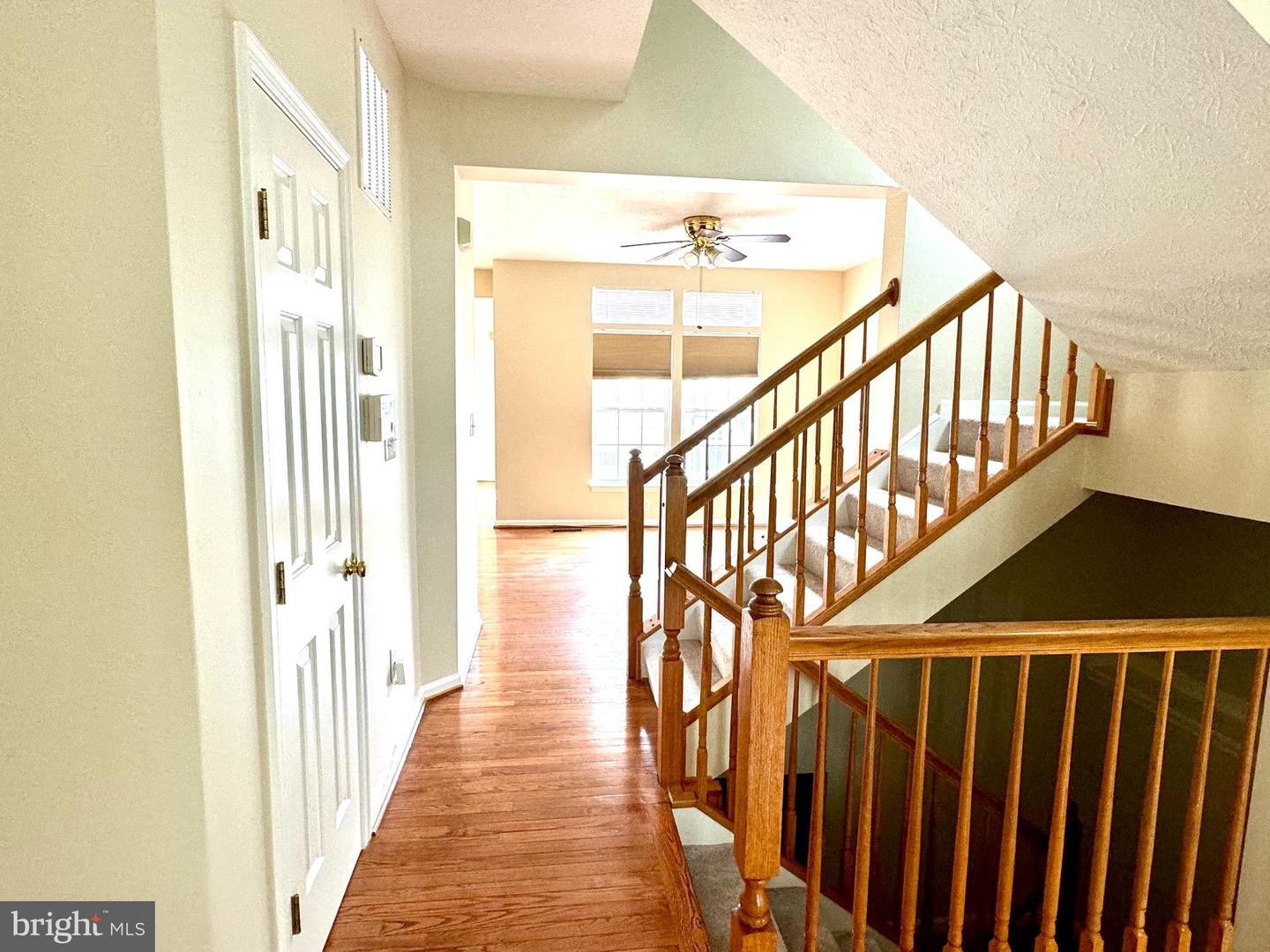 2429 Knapps Way Property Photo 5