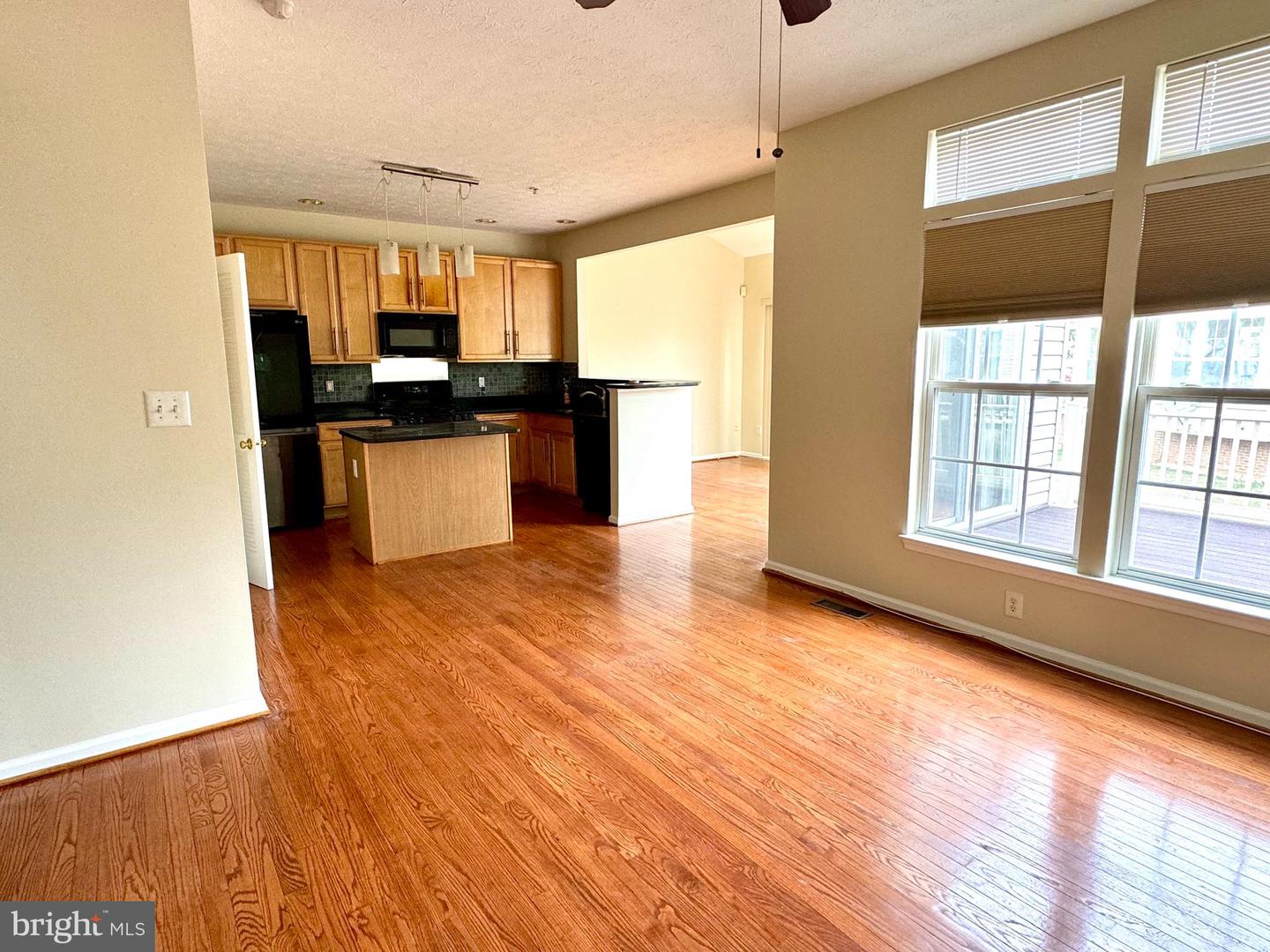 2429 Knapps Way Property Photo 7
