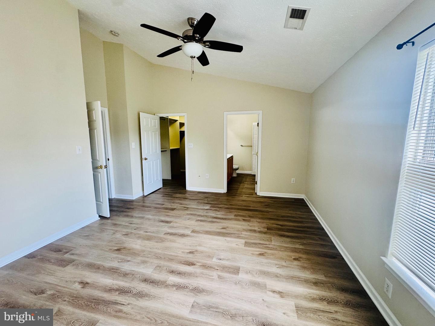 2429 Knapps Way Property Photo 13