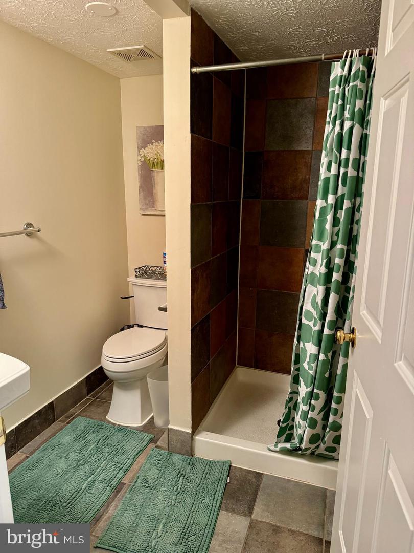2429 Knapps Way Property Photo 27