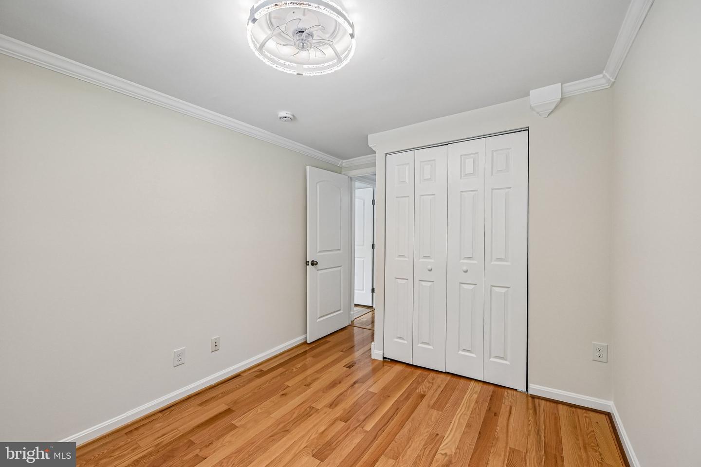 464 West Ct Property Photo 25