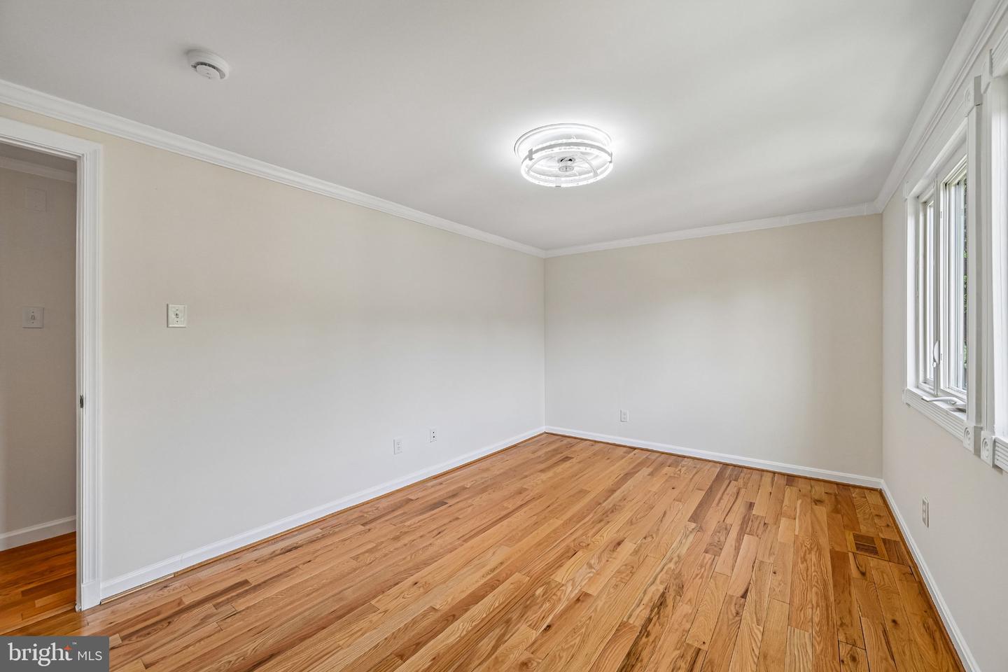 464 West Ct Property Photo 29