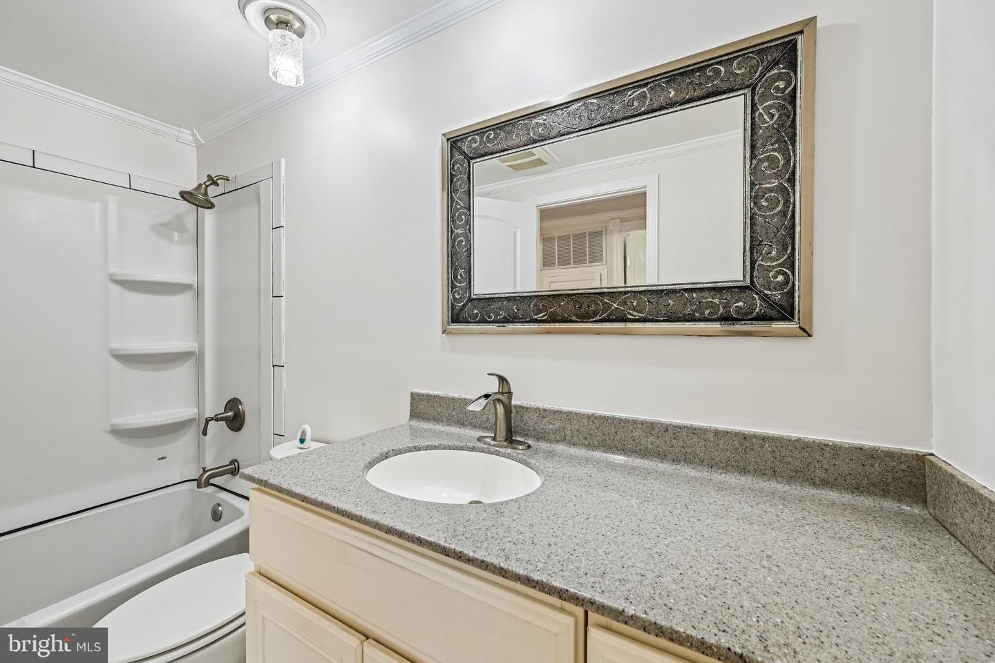 464 West Ct Property Photo 41
