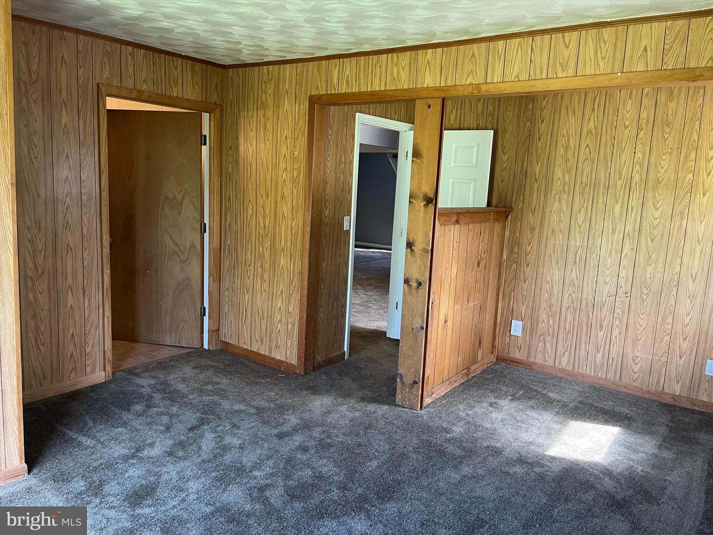 7403 Ridge Rd Property Photo 27
