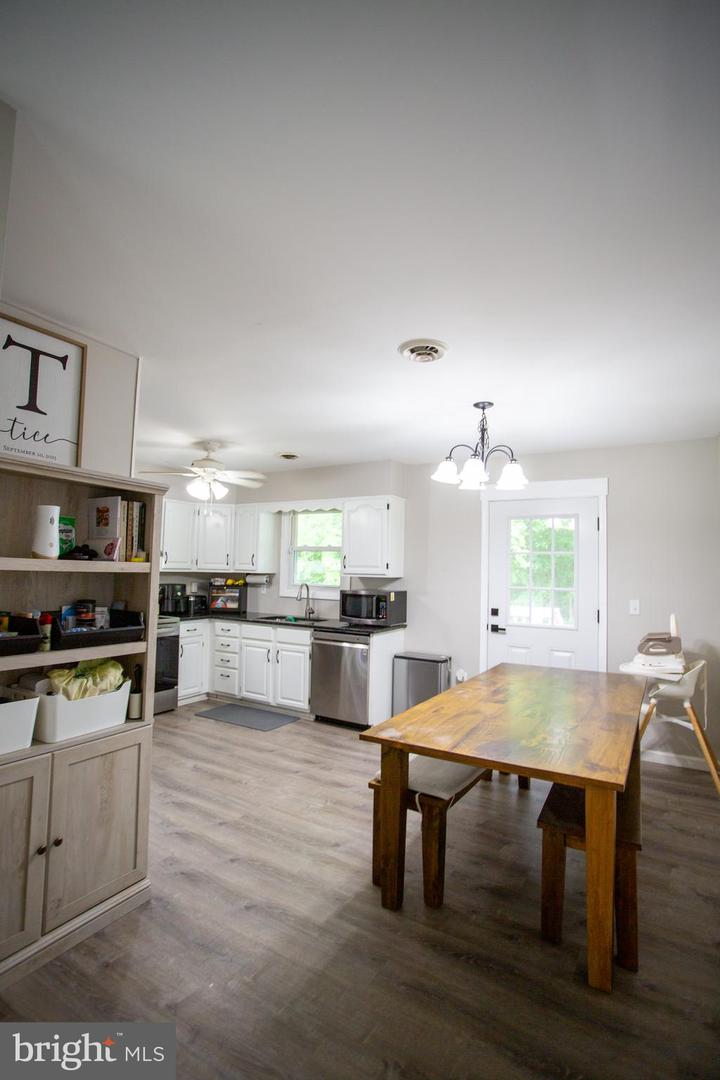 5649 Shady Side Rd Property Photo 13