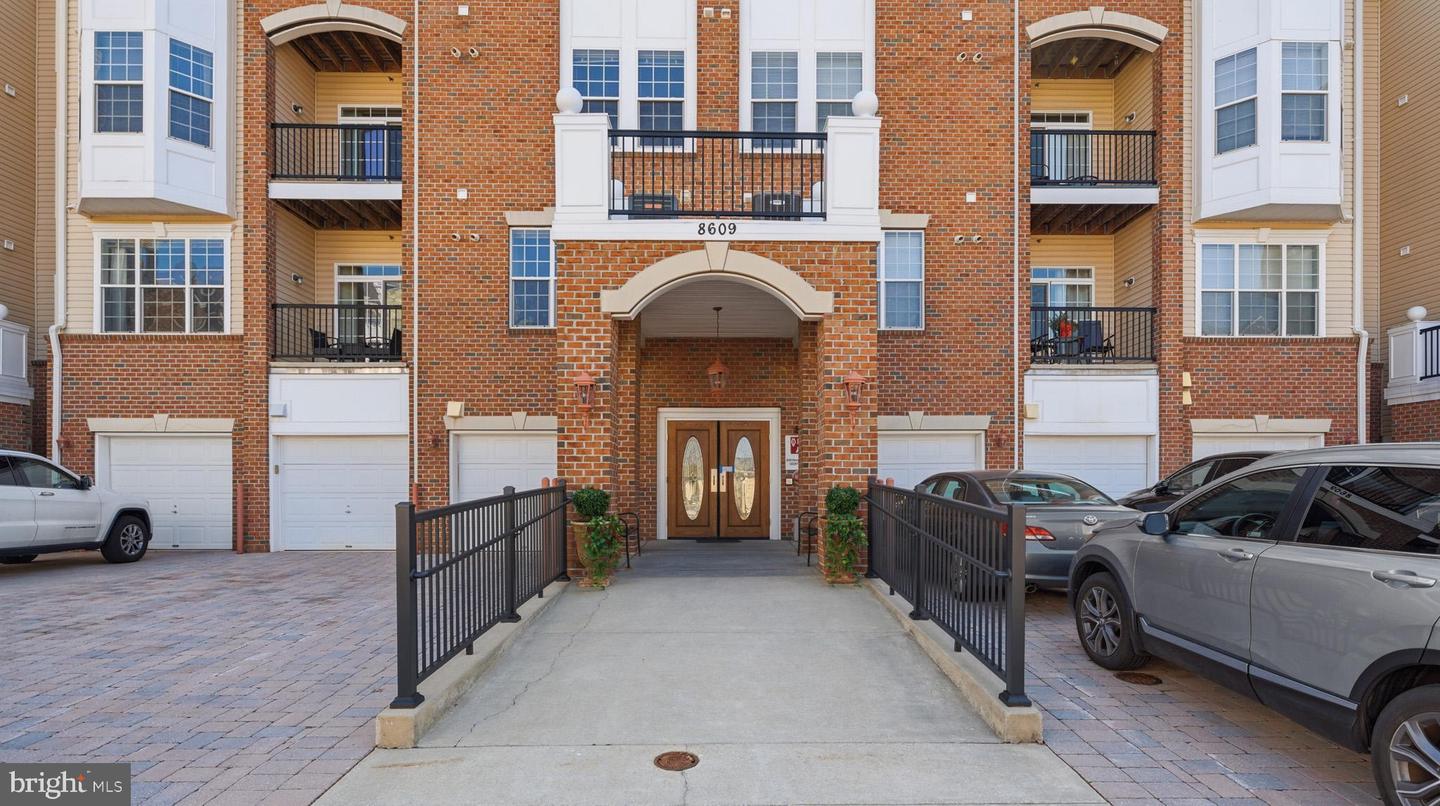 8609 Wintergreen Ct #208 Property Photo 1