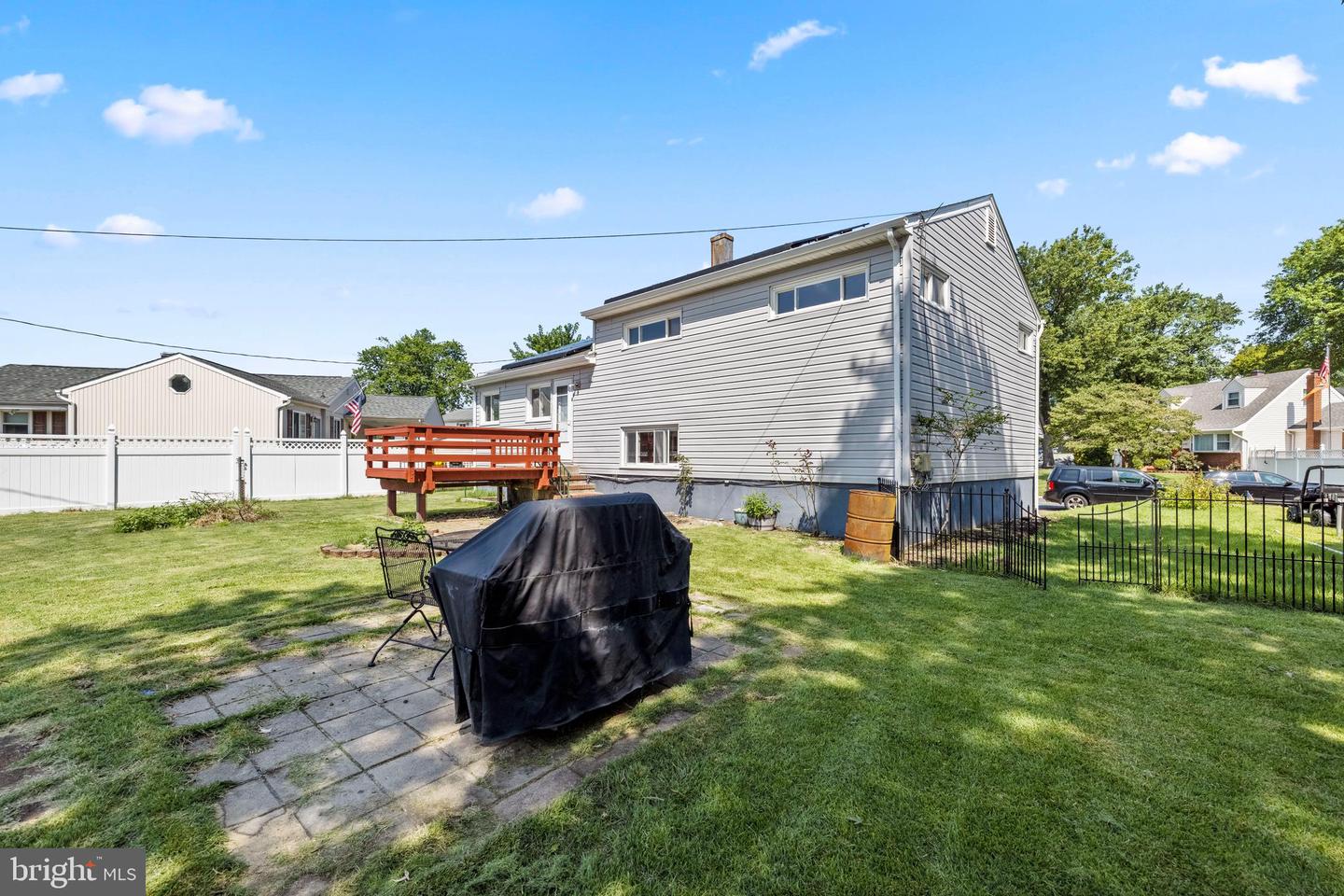 115 Martin Rd Property Photo 4